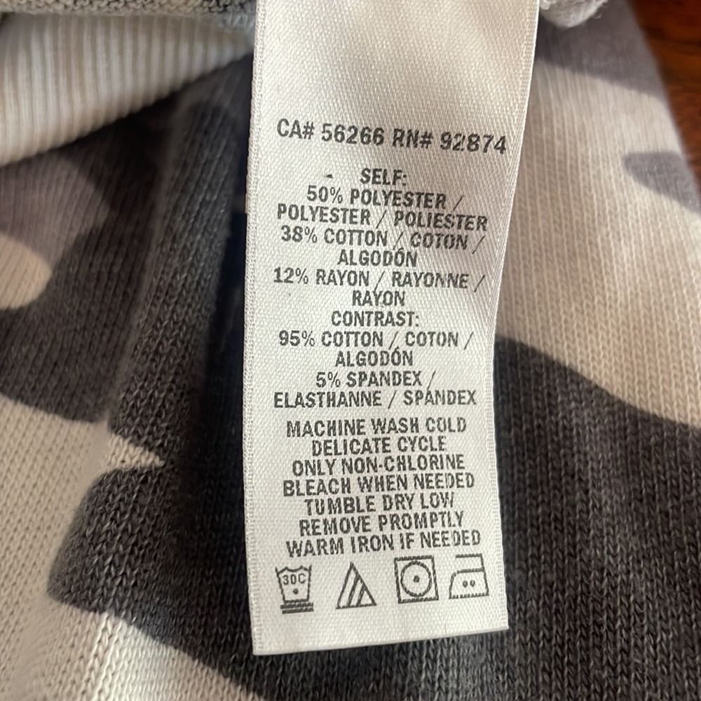 Splendid zip up hoodie - Picture 7 of 7